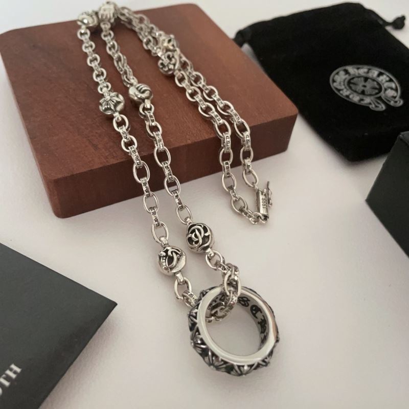 Ch**me He**ts necklaces